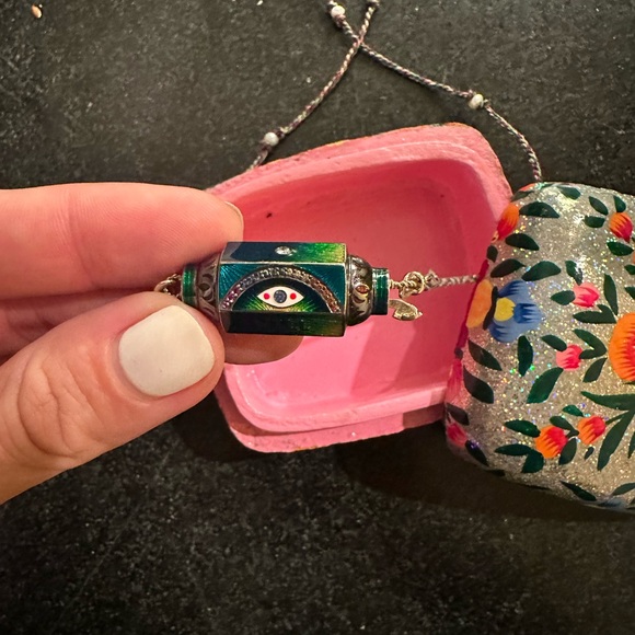 Marie Lichtenberg Eye Will Locket - Picture 4 of 6